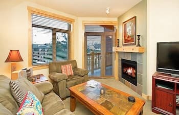 Sunstone Lodge by 101 Great Escapes