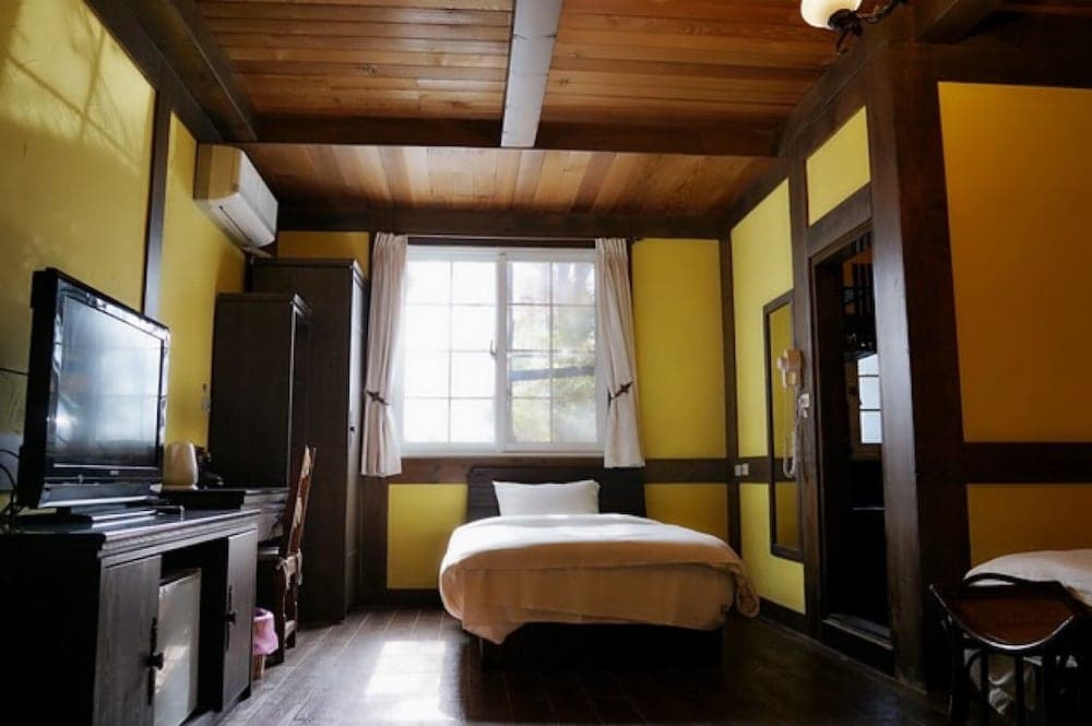 Provence Rose Lodge in Ching Jing