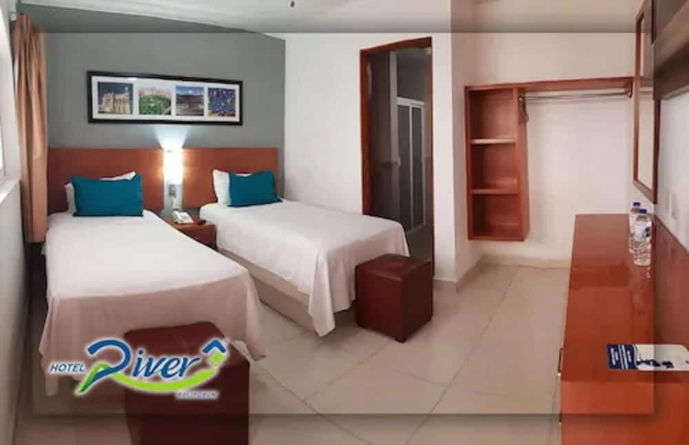 Hotel River Poliforum