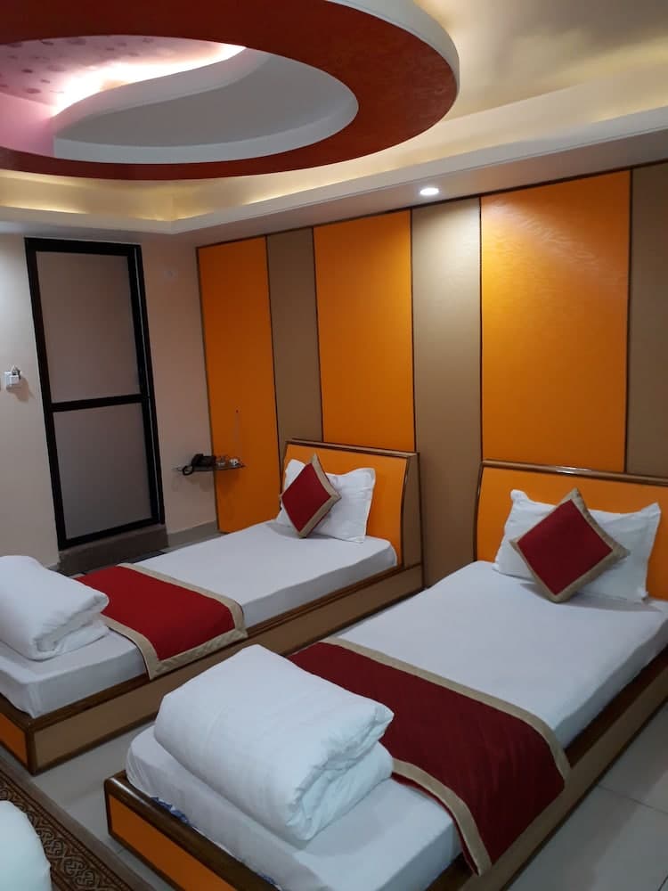 Hotel Royal Celebration Inn