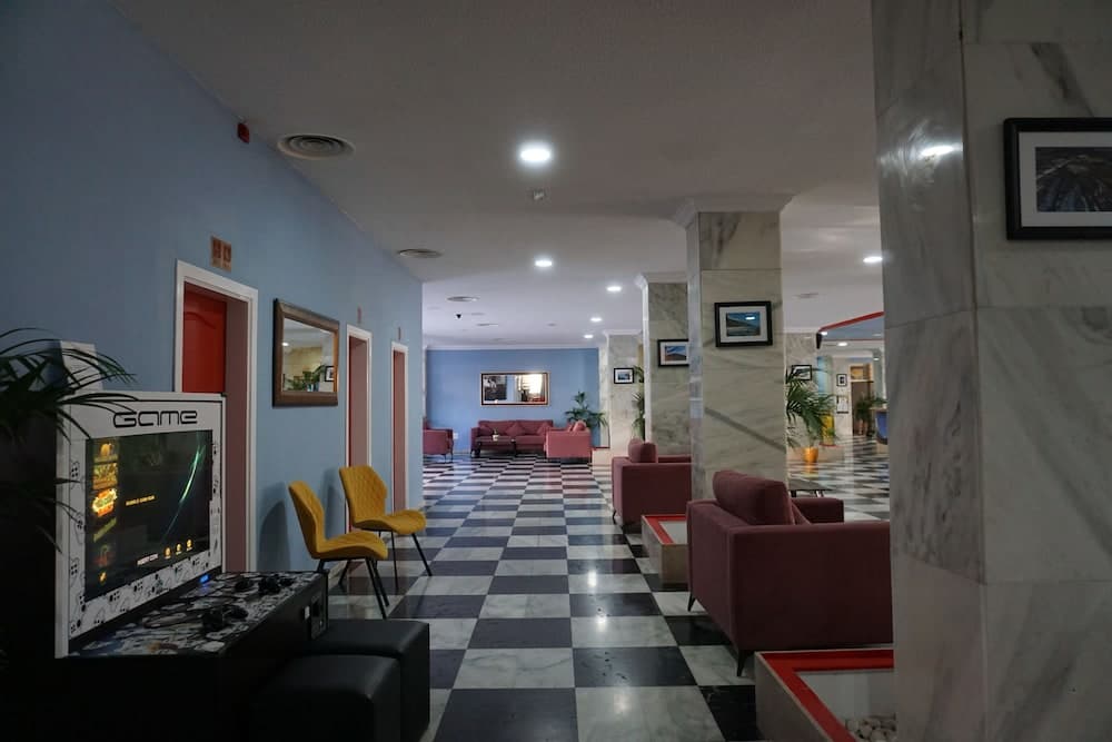 Apartamentos Pirámides