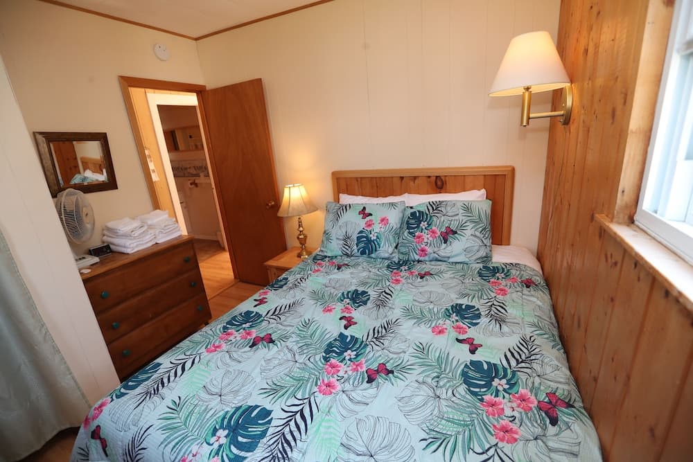 Parkside Cottages and Suites