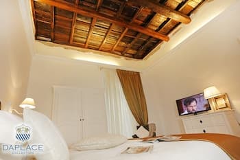 Madonna de’ Monti Suites - Daplace Collection