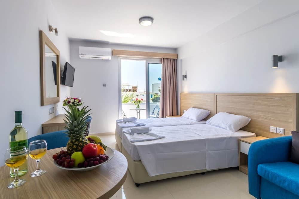 Paul Marie Hotel Apartments