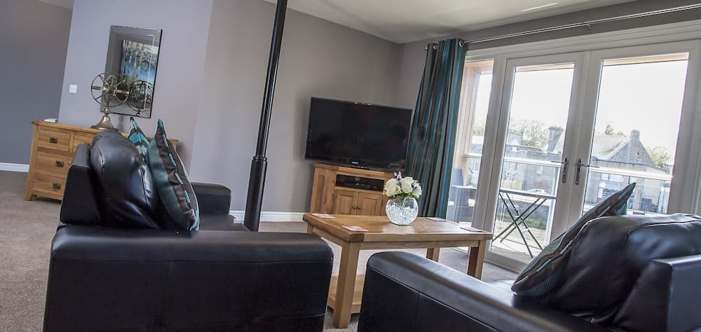 Riverside Apartments