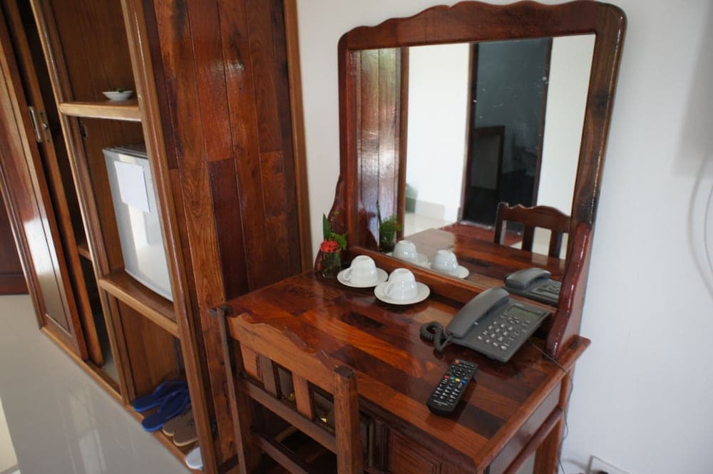 The Grand Riverside Hotel