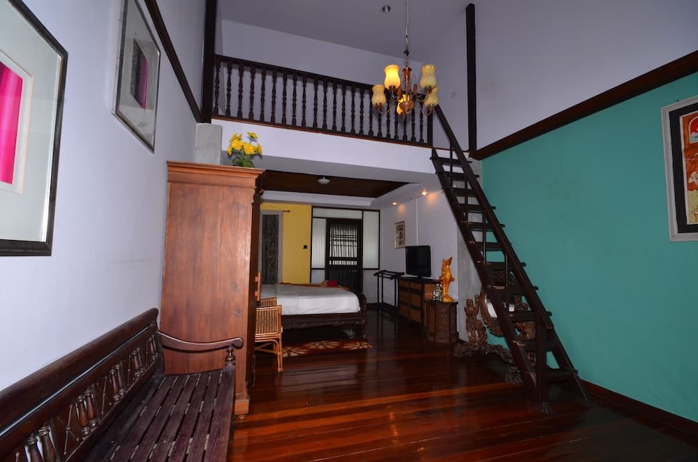 Tony's Place Beds and Breakfast