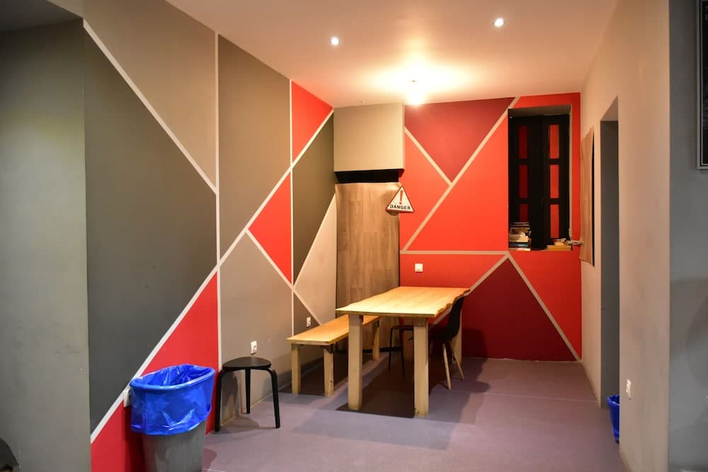 Zorbas Hotel - Hostel