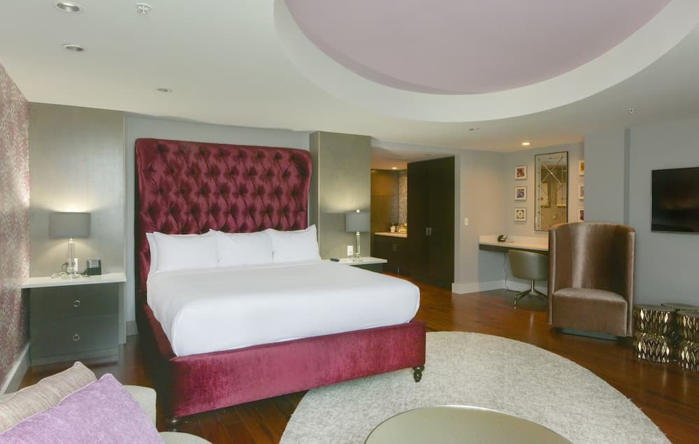 DoubleTree by Hilton Asheville Downtown