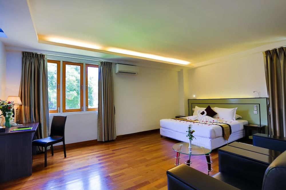 Sky View Hotel Yangon