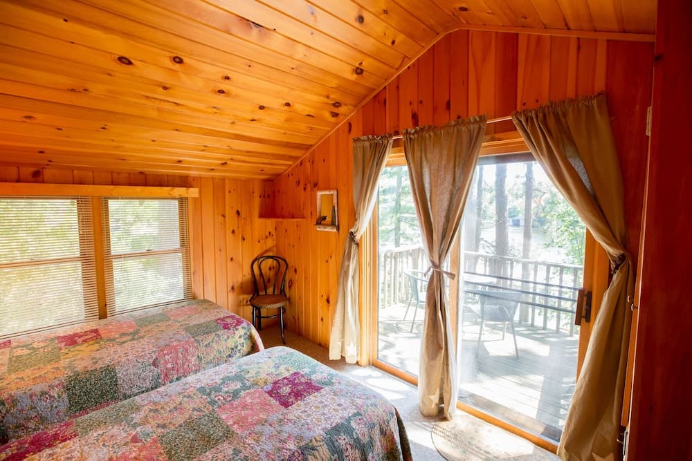 Ludlow's Island Resort