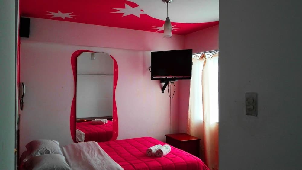 Posada del Rey - Lima Airport