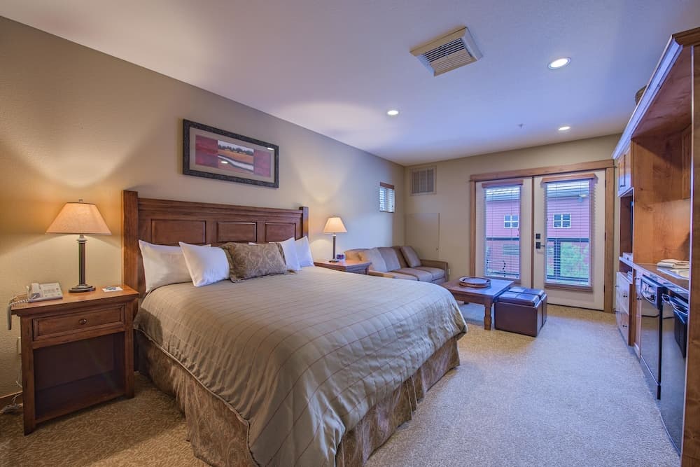 Silver Mountain Lodging