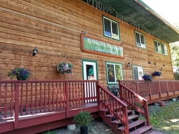 Talkeetna Hideaway Guesthouse