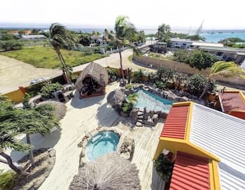 Sea Breeze Apartments