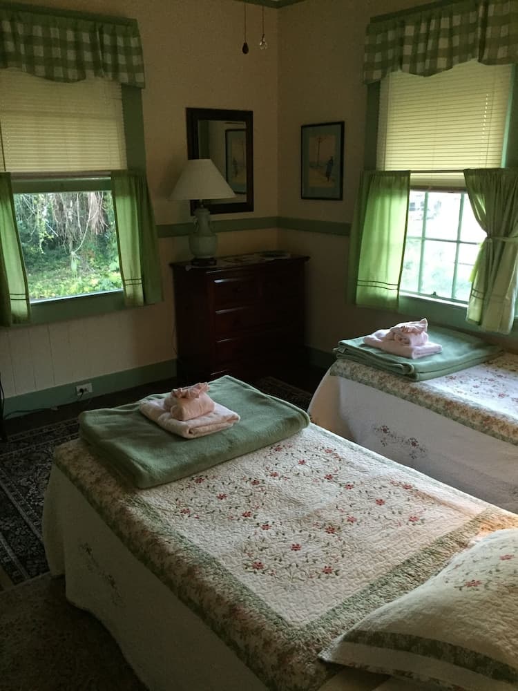 Maureen's Bed & Breakfast