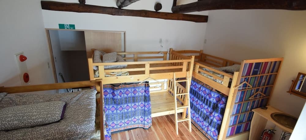 Santana Guest House Kyoto - Hostel