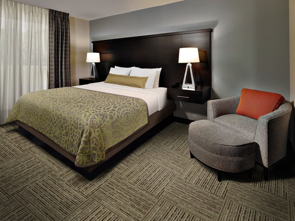 Staybridge Suites Dearborn MI by IHG