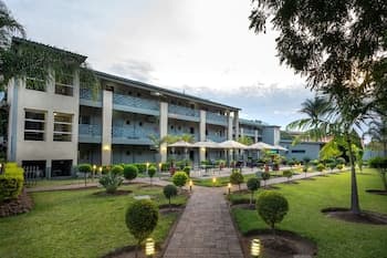 Fallsway Apartments Burley Court