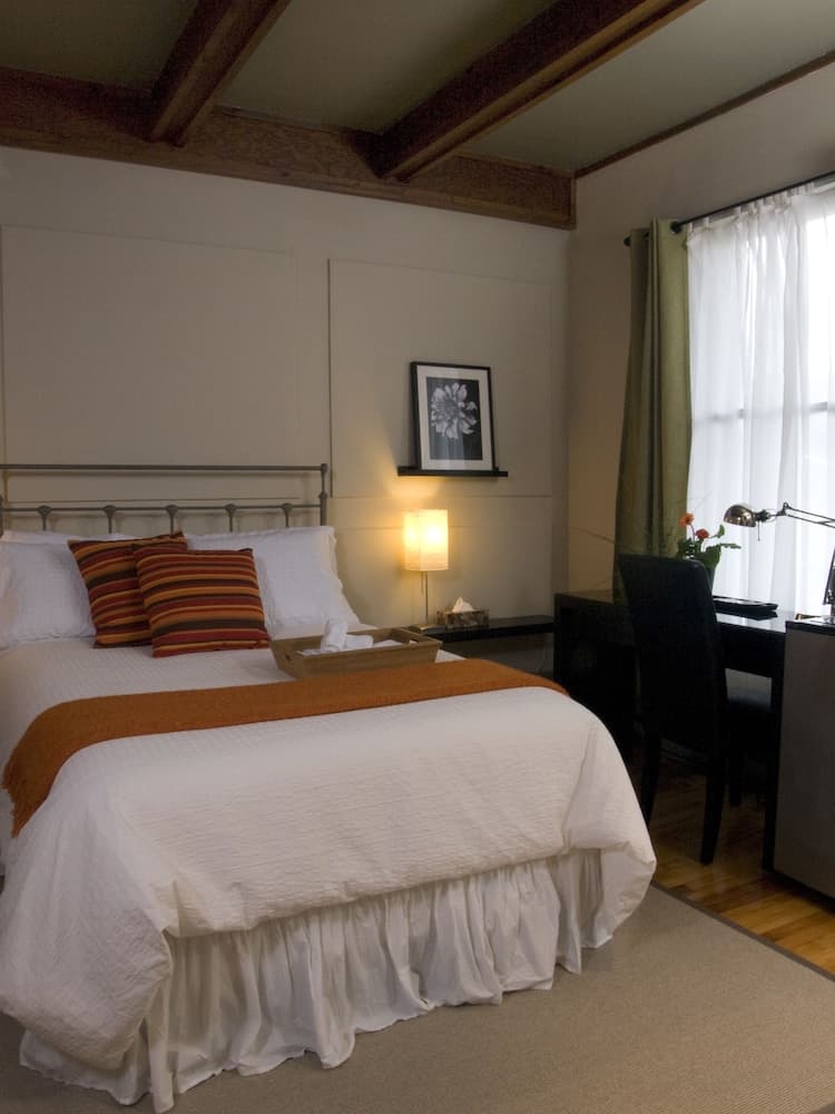 La Petite Bourgeoise