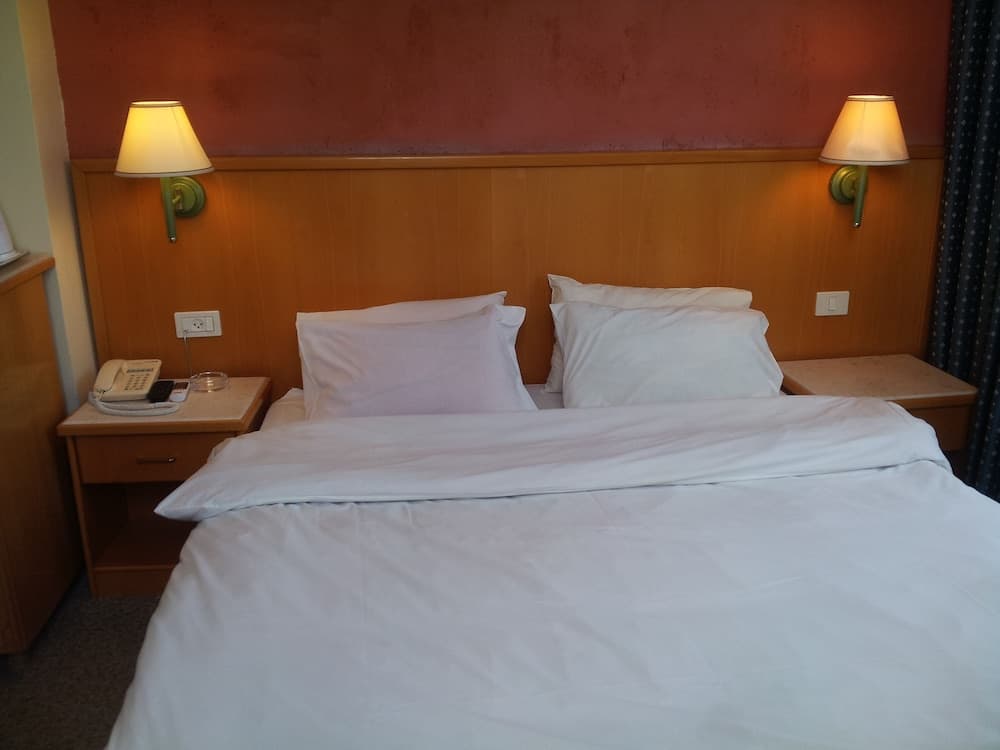 Marom Residence Romema