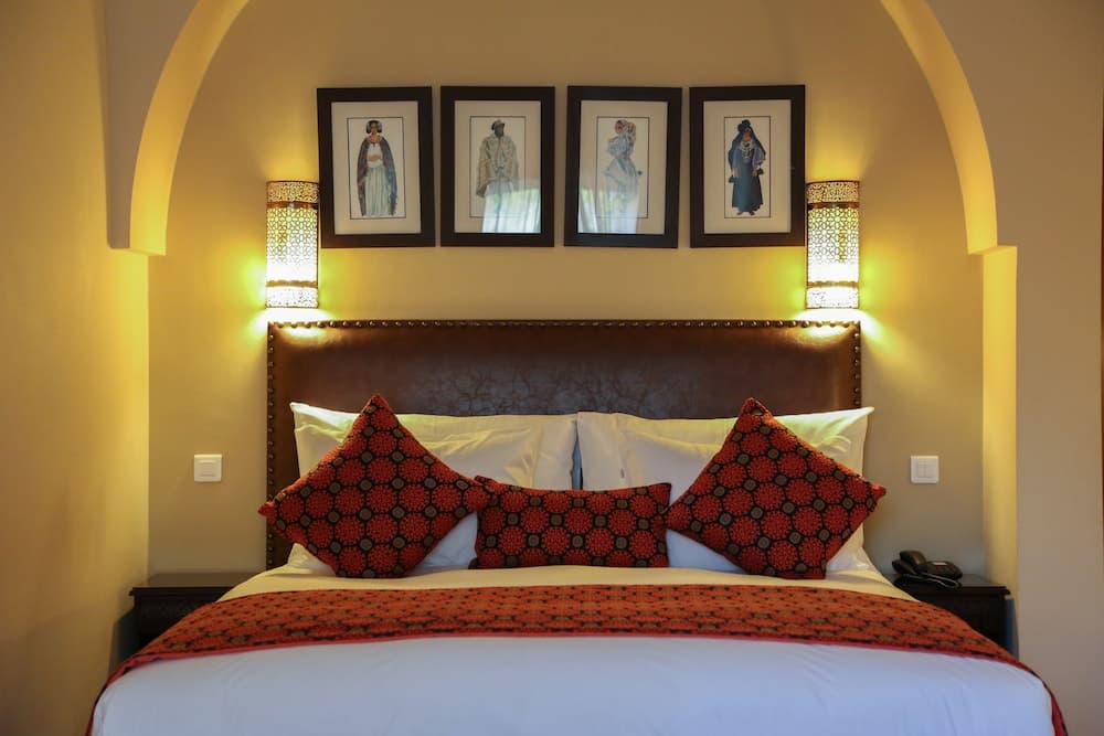 Le Clos des Oliviers by KMV