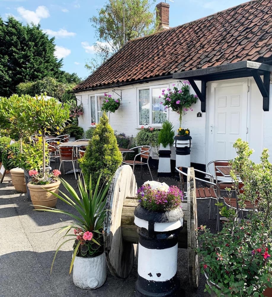 The White Horse Crostwick