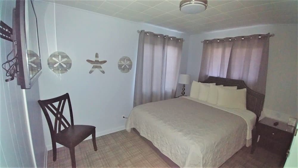 On the Beachfront Vacation Rentals