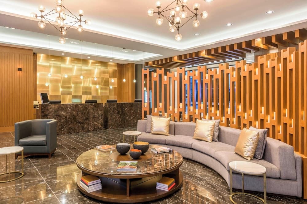 Courtyard by Marriott Bogota Airport