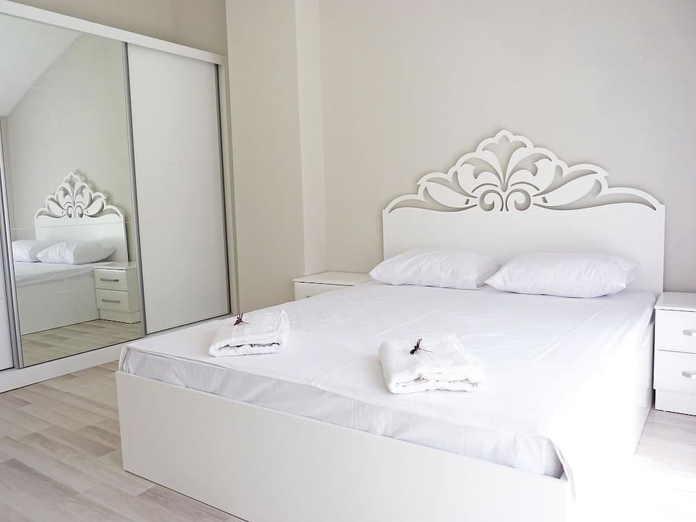 Roma Residence - Emir Gursu Houses B