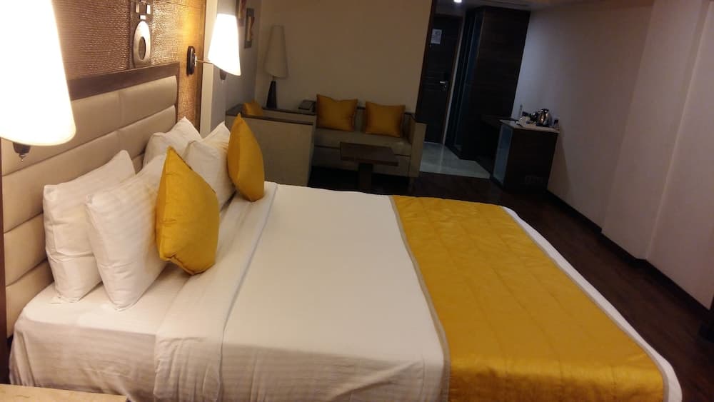 Pride Biznotel Vadodara