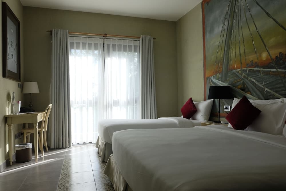 Mercure Danang French Village Bana Hills