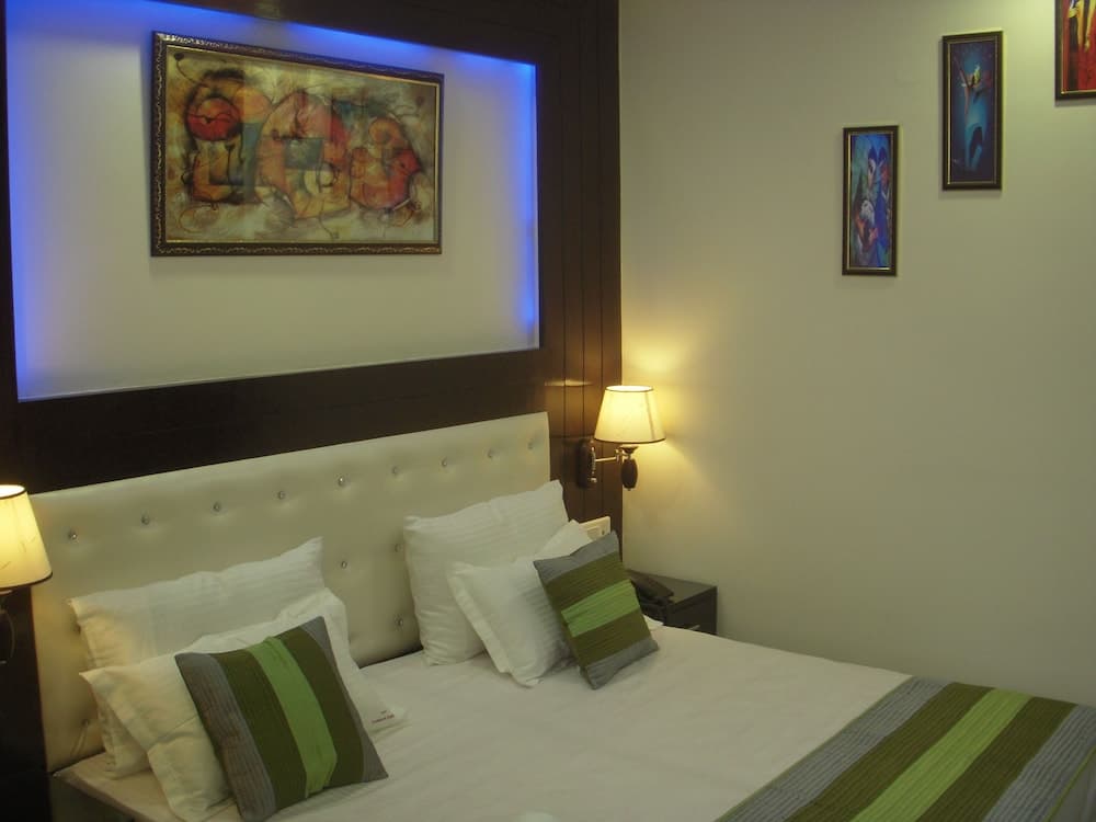 Hotel Tashkent Palace