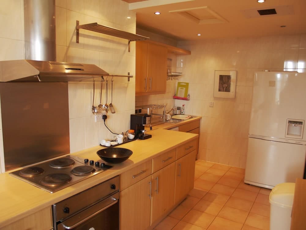 Royal Mile Mansions Apartment 27