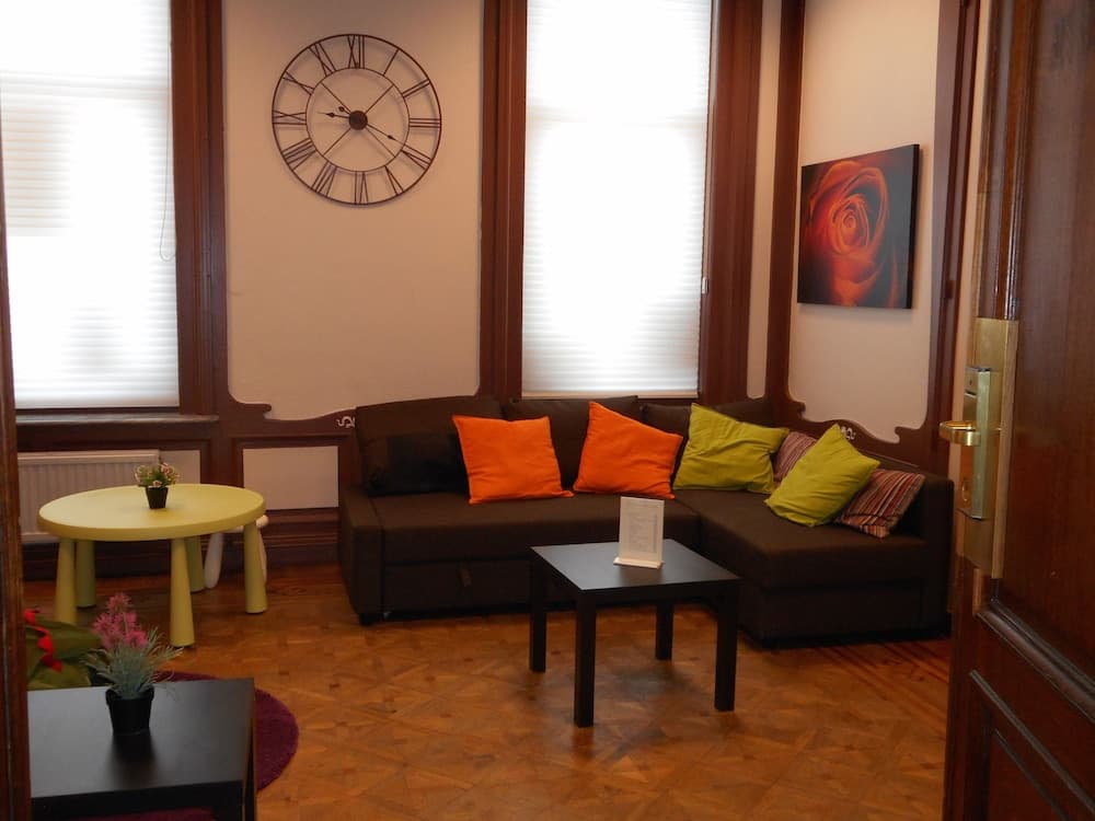 Auberge de Jeunesse de Tournai - Hostel