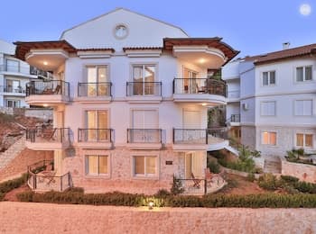 SC Apartments by Cinarlar