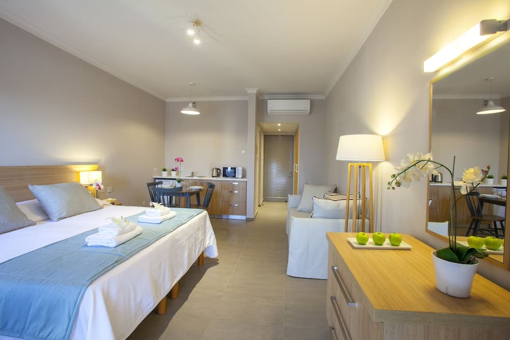 Louis St Elias Resort & Waterpark