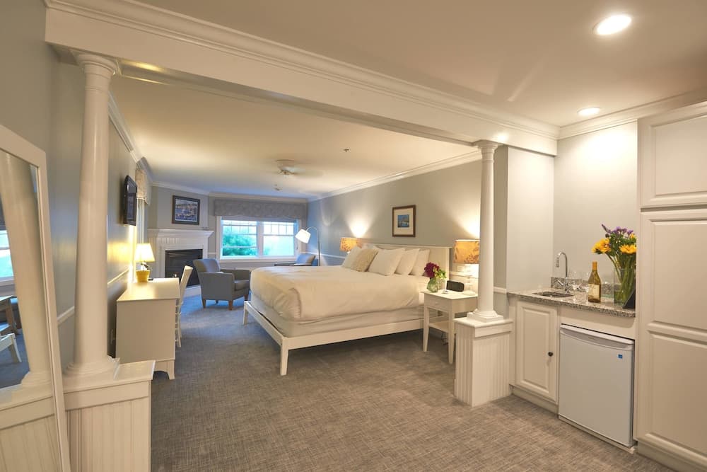 The Inn at Ocean's Edge