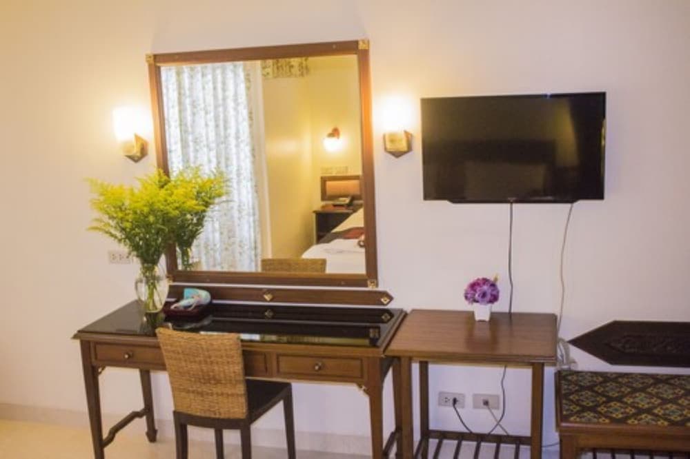 People Place Boutique In Town Hotel