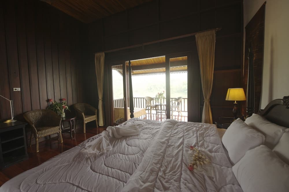 Nam Ou Riverside Hotel & Resort