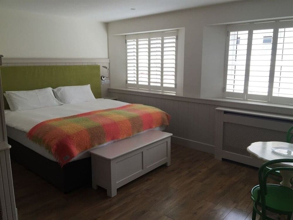 Quinlan & Cooke Boutique Townhouse