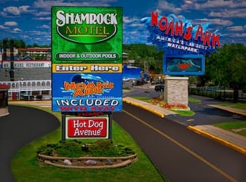 Shamrock Motel