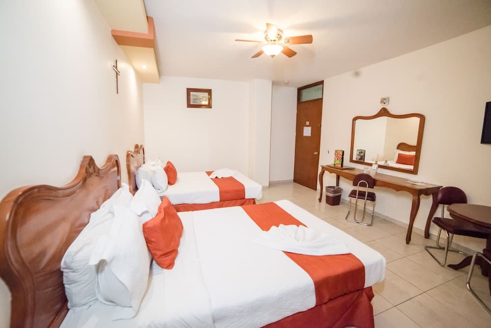 Hotel Elizabeth Central