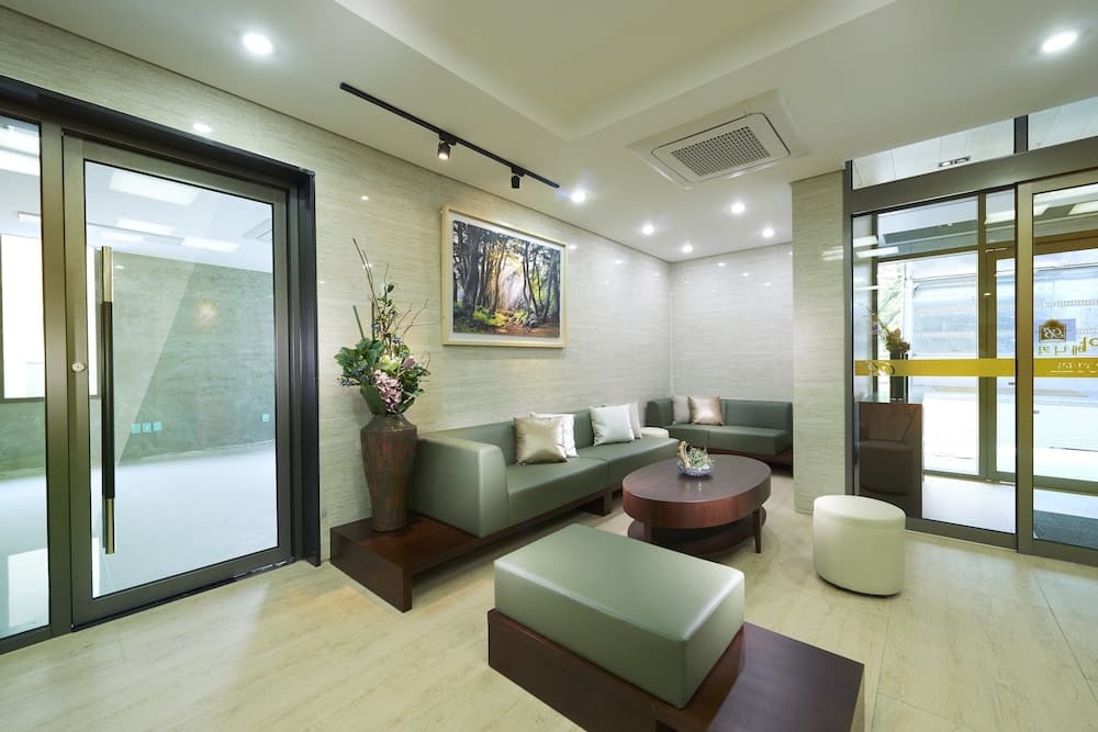 Benikea Jungmun Hotel