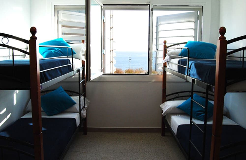 Estrella de Mar Youth Hostel