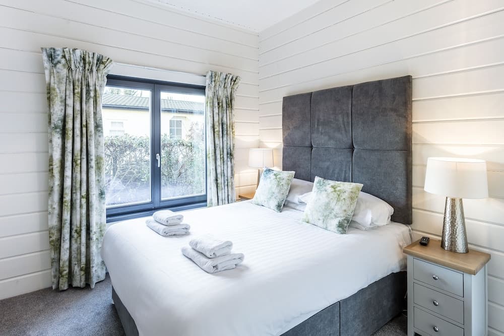 Roydon Marina Village