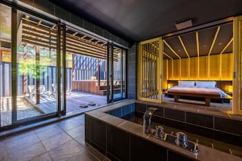 Kinnotake Sengokuhara - Adult Only