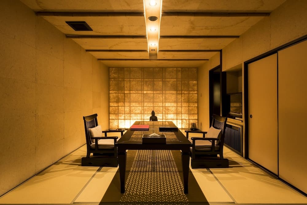 Kinnotake Sengokuhara - Adult Only