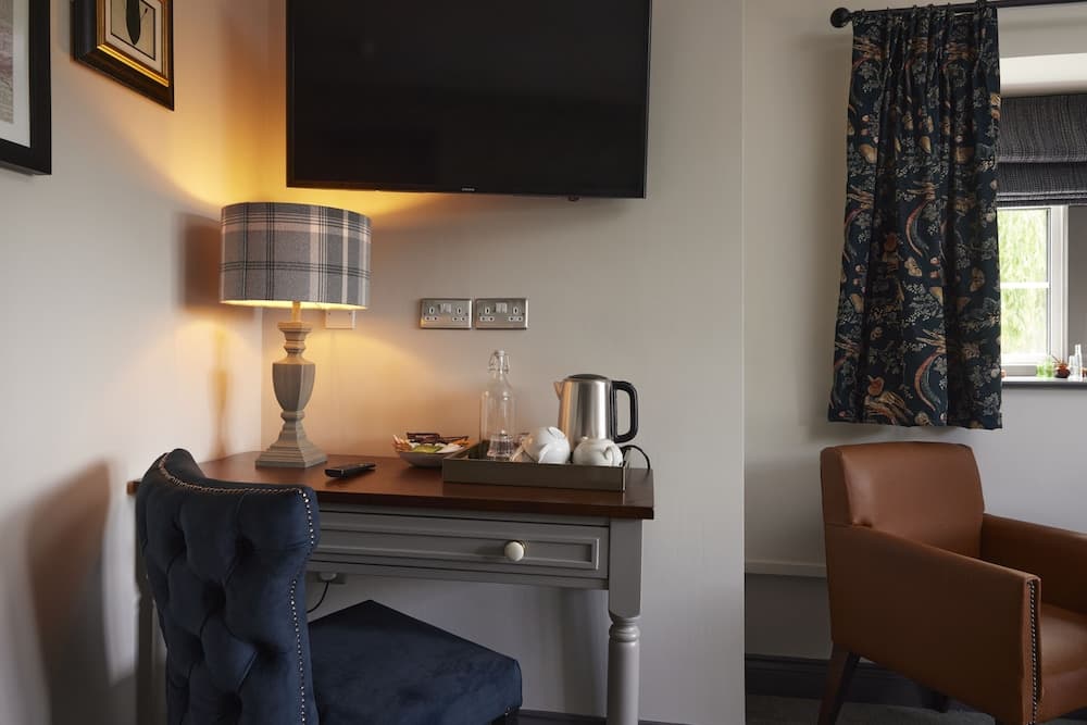 The Rose Revived By Chef and Brewer Collection