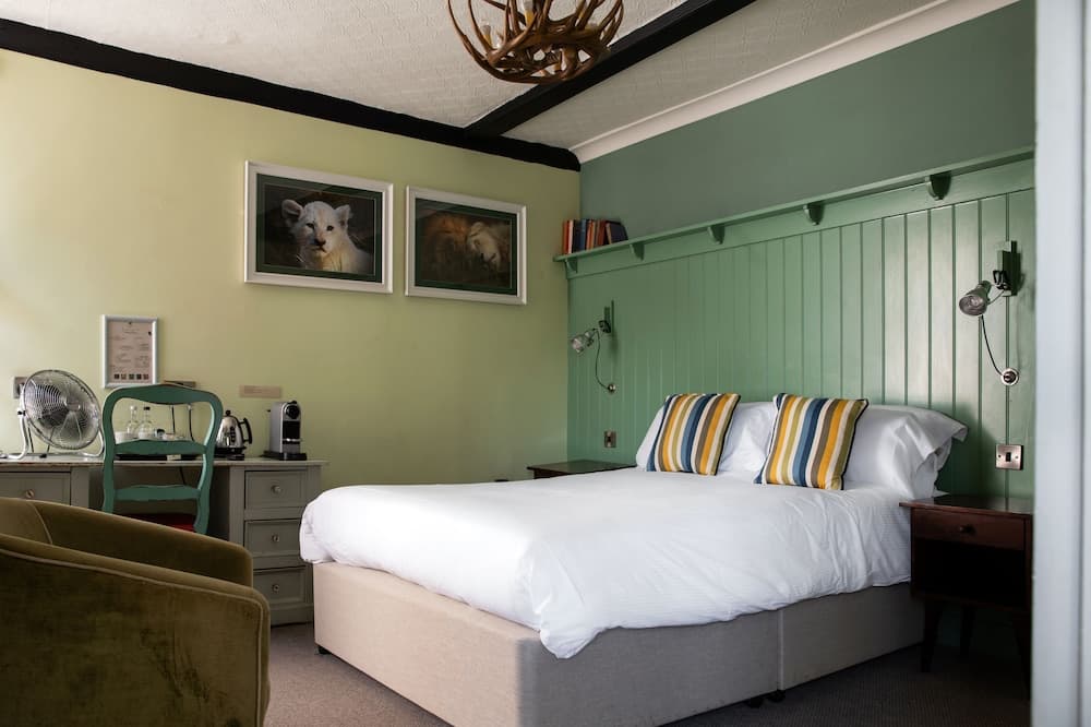 White Lion Tenterden